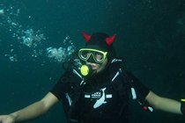 AturDive Year of the Ox Little Monster 4mm diving cap cartoon personality diving demon horn snorkeling diving headgear