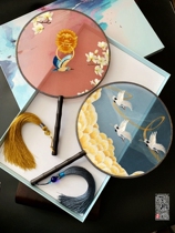 Chinese style gift fan round fan double-sided silk hand-made double-sided embroidery fan Ebony Palace fan Su embroidery