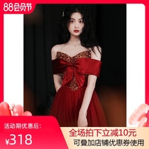 One-shoulder toast dress bride summer 2021 new arm cover wine red pregnant woman wedding dress skirt engagement woman