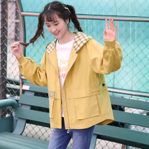 Girl windbreaker short overwear jacket college style high school girl junior high school student autumn dress Korean version of Big Boy Parker suit