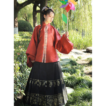 Xianglishui squirrel grape original Hanfu Ming gold horse skirt single piece five pleated perforated