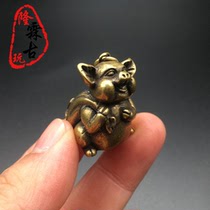 Antique pure copper pig brass zodiac pig ornaments copper hand piece antique copper micro-carving antique bronze old bronze sculpture