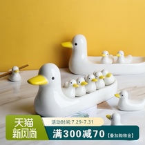 tinyhome creative Japanese cute hand painted little white duck ceramic chopstick holder Chopstick holder chopstick holder storage ornaments