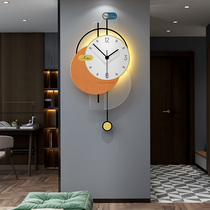 Creative living room wall clock Modern simple fashion light luxury watch hanging painter with personality decoration wall clock hanging style