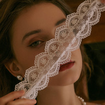 Blindfold sex female full face sexy lace deep throat couple flirting Bed strap Blindfold hand strap