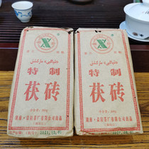 Hunan black tea Xiangyi 2011 300g special Fu brick tea ten years Chen old brick tea rich soup color beautiful