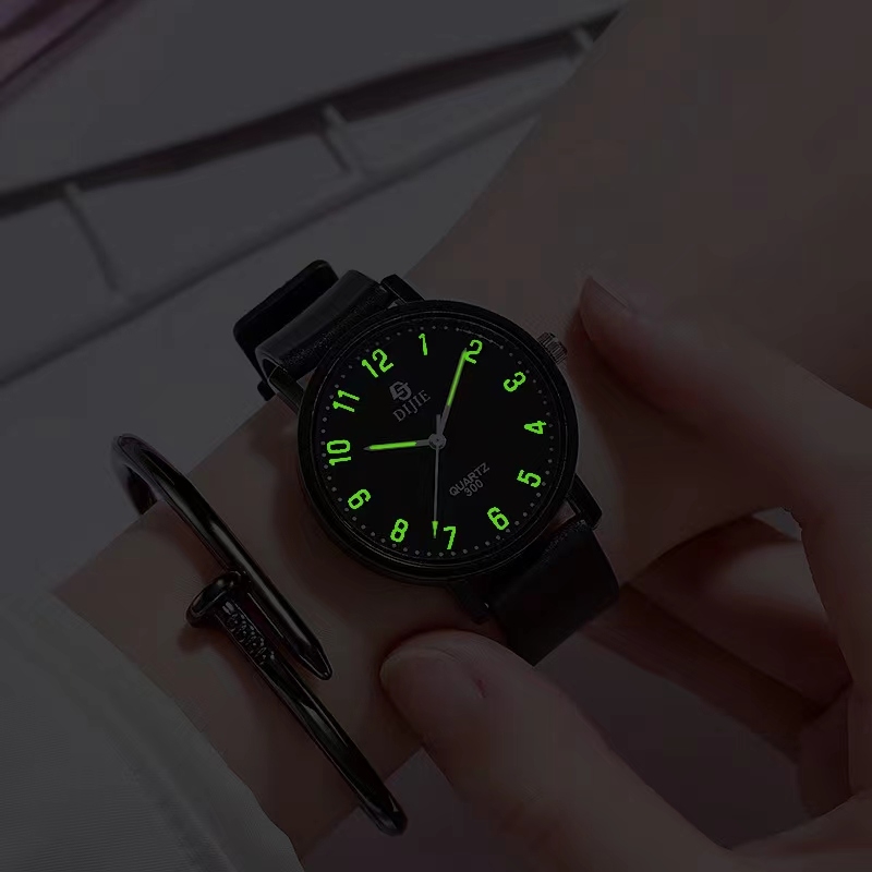 Glow in the dark new women's watch constellation silica gel watch creative quartz watch Tiktok same model watch 2023 digital Korean version