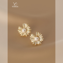 Yanda small daisy earrings new 2023 hot style high-end temperament flower pearl earrings female Qixi Festival gift