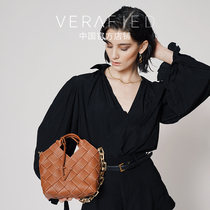 Verafied high end line light luxury texture bullskin hand woven pack