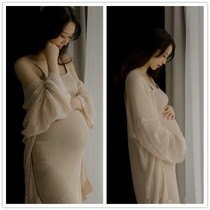 Pregnant women photography clothing beautiful Khaki cardigan dress studio theme writing real clothing Big belly mom pregnant photo clothing