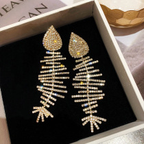 925 Silver Needle Diamond Fish Bone Earrings Female Long Stumpy Earrings Europe and America Exaggerated Full Diamond Net Red Temperament Earrings Tide