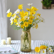 ins foreign chamomile emulation flower small daisy Chrysanthemum Flowers Bouquet Living-room Adornment Furnishing Plastic Dry Flower Table Pendulum Pieces