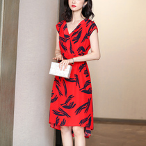Red waist silk dress female summer 2021 New Hangzhou heavy high end Young acetic acid mulberry silk dress