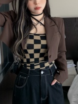 Kurosawa Genqi Slightly fat mm sexy hot girl bandeau halter neck with suspenders retro checkerboard plaid vest outside female