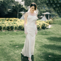 Korean style simple autumn light wedding dress small bride chest satin face welcome guests out gauze fish tail white dress female