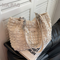 American MK BAG Folds Cloud single shoulder bag Womens large capacity Package Summer 22 new 100 hitch teenage tote bag