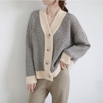 French maje21 autumn winter lazy wind retro striped knitted cardigan loose Joker thick sweater jacket