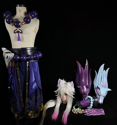 taobao agent Mechanical heroes, props, clothing, cosplay