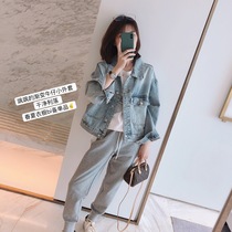 2021 early spring new womens Korean version of loose small denim short style coat female spring and autumn Joker