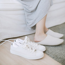 Shoes dryer for students warm shoes when dehumidified speed dry