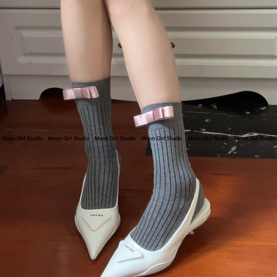 taobao agent Autumn thin black classic colored socks, Korean style