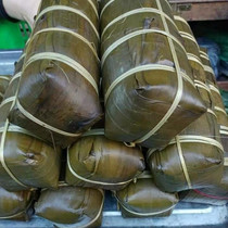 Vietnamese version of zongzi banh tet 1000g
