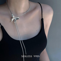 Yds pull-out liquid butterfly necklace woman 2023 new exploits small crowdsourced light and luxurious collarbone chain temperament neck chain