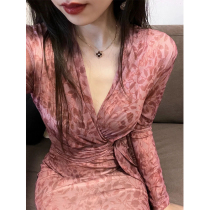 Spring clothing 2022 The new womens style gentle wind and platycoon Dont make a high sense of the high level Stunning Red Broken Flowers dress