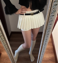 White low waist mini fold skirt mat bottom hot sister shade before skinny short spring wear a hundred fold skirt