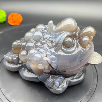 工芸品　美術品  置物  天然石 瑪瑙石 雕刻「金蟾」 極品巧雕瑪瑙三腳金蟾雕件極為招財_三腳金蟾招財擺設_擺件館_十方水晶