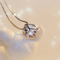 Platinum diamond necklace female light luxury niche 2021 new luxury Valentines Day pendant clavicle Tanabata gift