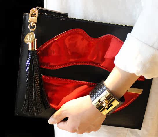 South Korea Korean version of high-end leather leather texture red lip bag hand bag envelope bag womens bag