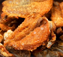 Baked Dalian specialty roasted puffer fish Bohai Bay fish croaker baked chewy