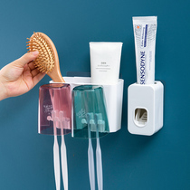 Toilet free of perforated toothbrush set up cup holder gargling cup suit suction wall hanging wall wall-mounted toothbrushing cup with J