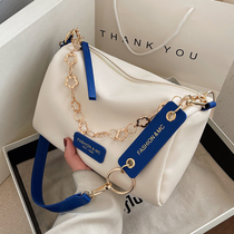 This years popular bag girl 2022 new air single shoulder bag senior skinned bag texture underarm bag