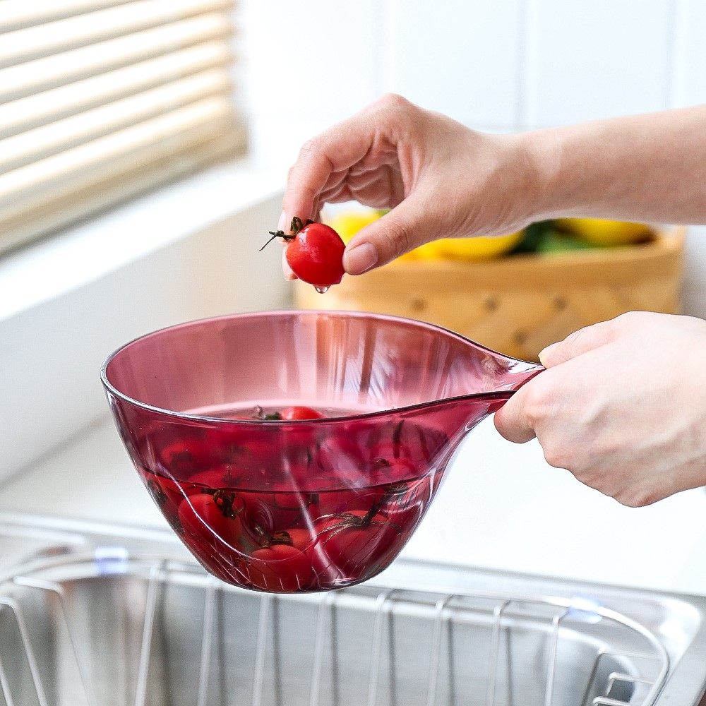 Japanese-style water lady kitchen multi-purpose creative thickening long handle water spoon plastic baby bath spoon home with water ticks