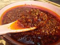Yunnan Lincang Geng Ma specialty snack rock chili sauce 500 grams Spicy Spicy Spicy Meal mixed noodles