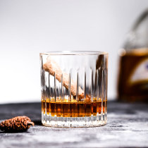 Whiskey cup pure drink beautiful delicate small wine glass classical Cup cocktail glass retro glass wine cup