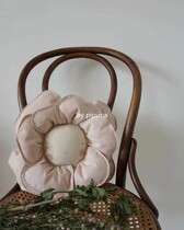 Butt mother ins Korean childrens room with small flowers hanging princess room pink flower wall decoration hanging bedside decoration