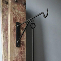 Touch wrought iron art triangular bracket hand forged iron beating from a hook wall-mounted accessory