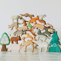 Hand-painted solid wood small animals pure handmade dolls wood ornaments Waldorf Forest Ocean House scene Photography