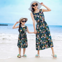 Girls dress summer children beach dress seaside holiday parent-child dress mother Bohemia waist slim long skirt