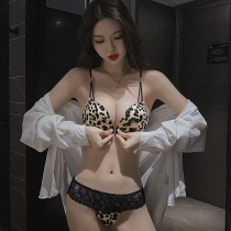 Front button lingerie womens small breasts gather flat breasts special 2021 new beauty back bra Sexy pure desire windy underpants suit