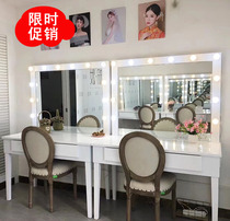 Spot wooden simple baking paint Professional photo studio makeup table Bride makeup mirror table Ancient wind makeup table with lamp