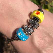 (Spot) OHM United States 925 silver ornaments Thailand Songkan Festival limited flowers blue and yellow colored beads