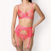 70BCD758085ABCD85BC~Italian luxury fluorescent soft cup sexy garter three-piece underwear bra set