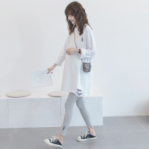 Pregnant women autumn dress base shirt interior top long autumn Korean loose white long sleeve T-shirt skirt