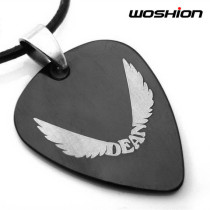  Personality Metal rock punk Titanium steel guitar pick necklace Dean Diyin wings