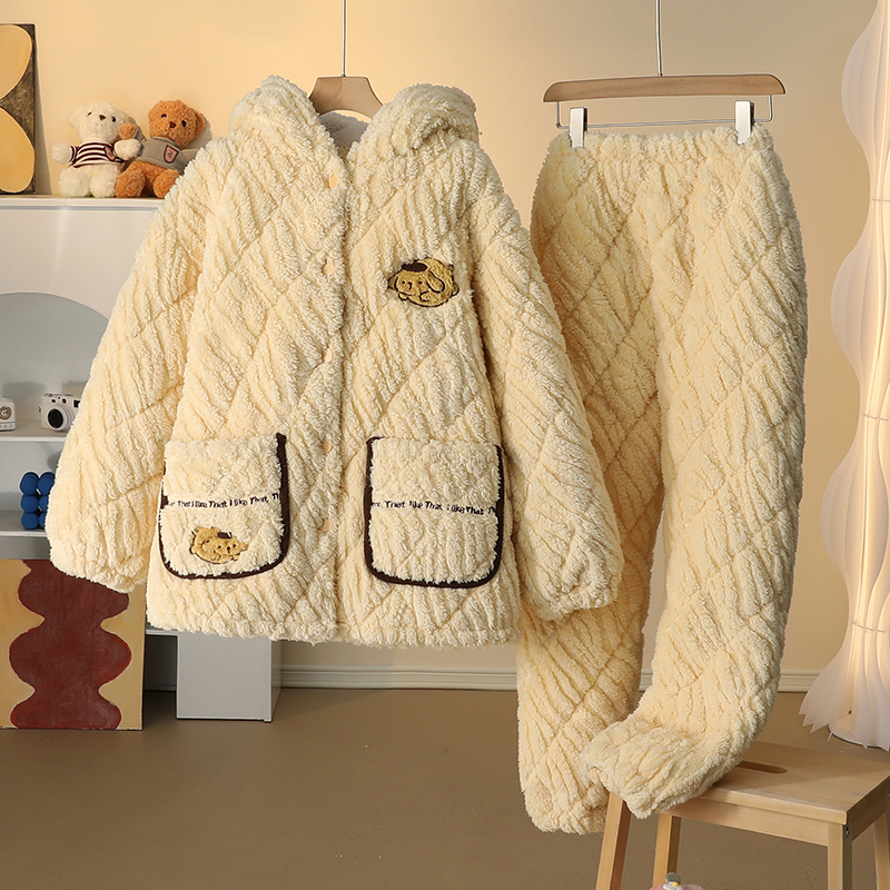 冬用女性用厚みのあるベルベットパジャマ、かわいい三層キルティングコーラルぬいぐるみアウターウェアホーム服セット