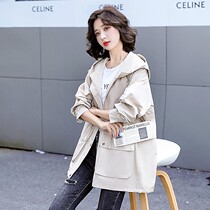 Casual hooded windbreaker autumn women 2021 New Korean version loose retro harbor style small man jacket coat tide